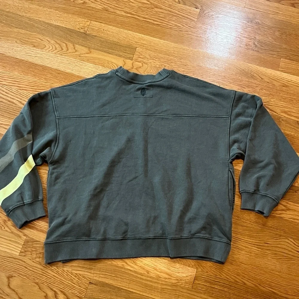 Free People Movement All Star Logo Pullover Sweatshirt Size S NEW